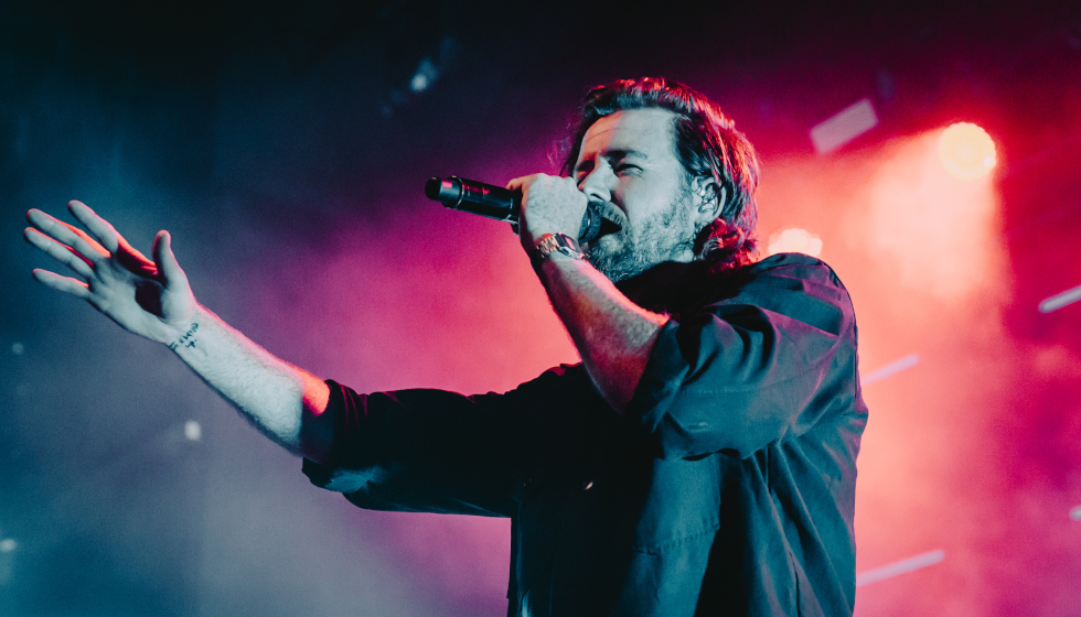 Tassie’s Tim Carroll takes a Bow On Holy Holy